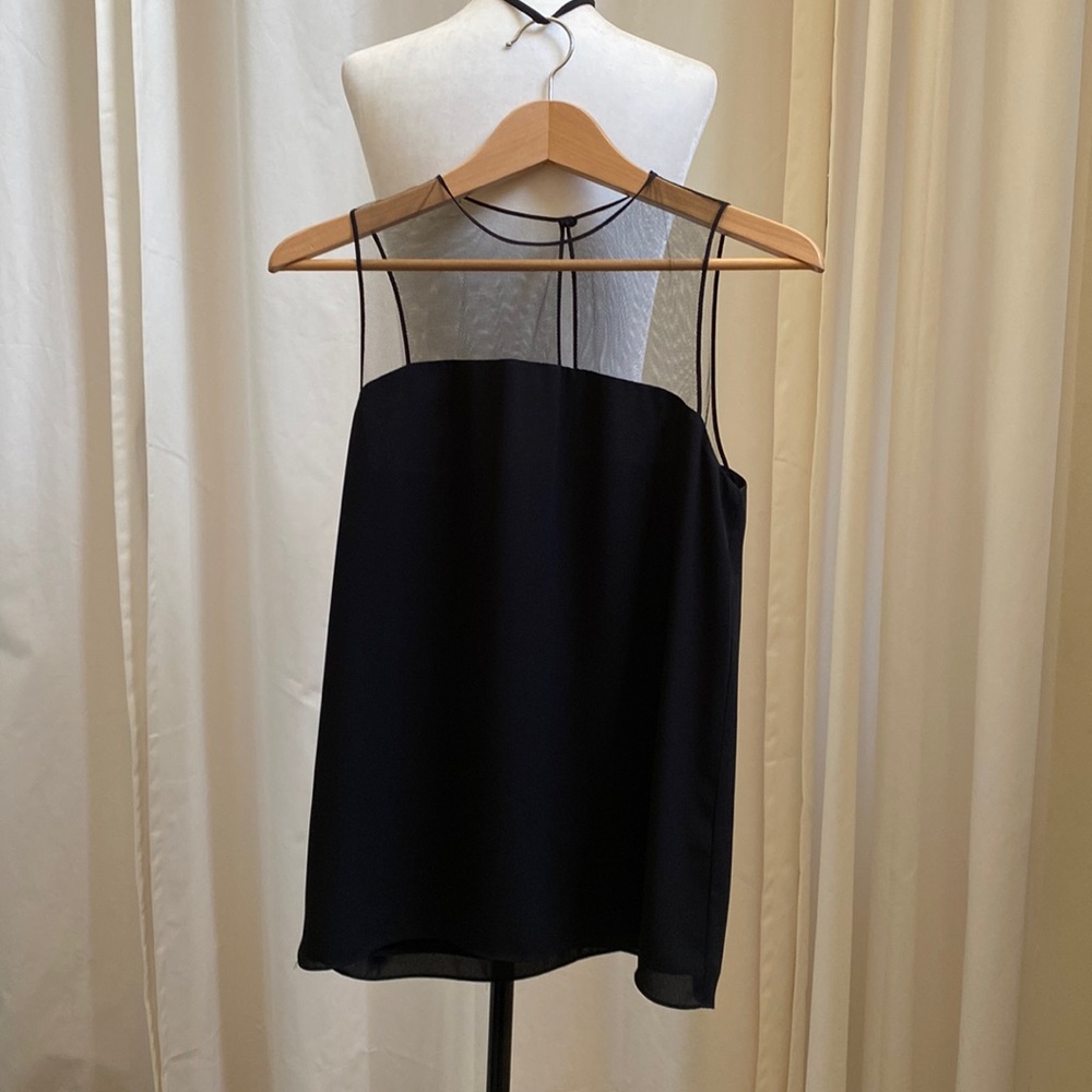 NWOT Babaton sleeveless blouse size S